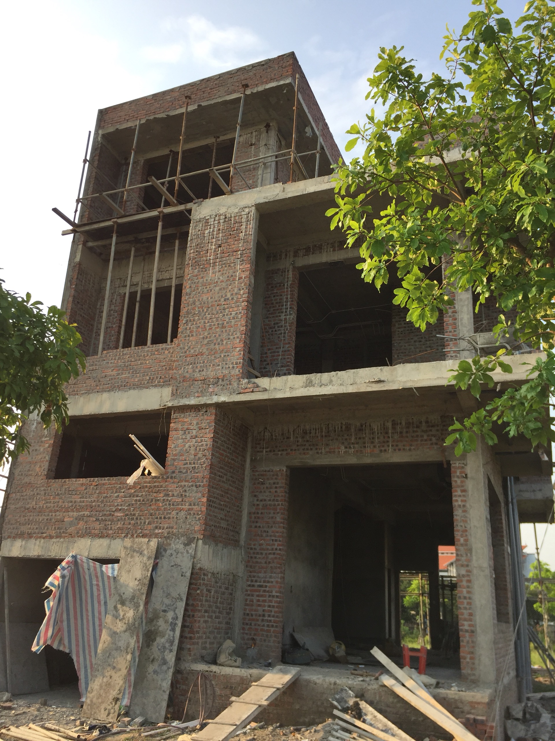 THI CÔNG TRỌN GÓI